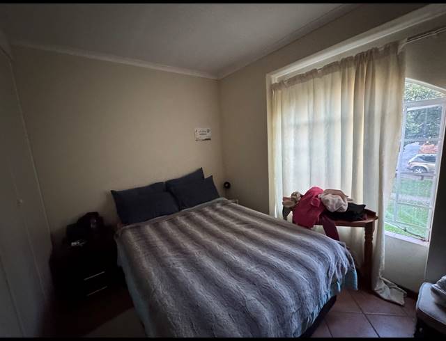 2 BEDROOM APARTMENT FOR SALE IN MOOIKLOOF RIDGE